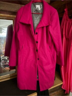 Women’s Fuchsia Wool Blend Button-Front Coat